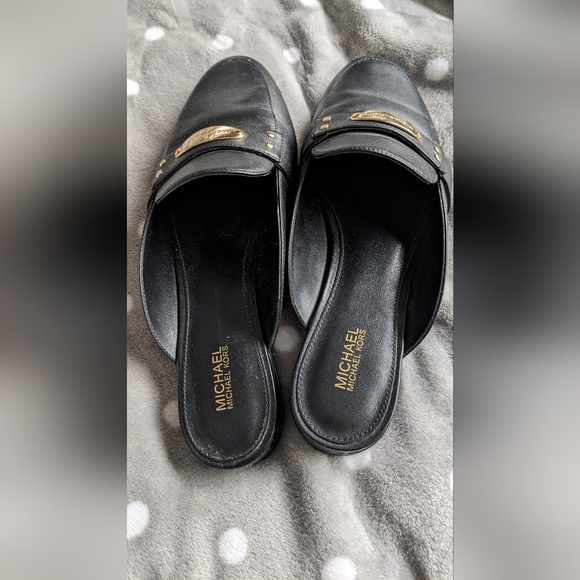 Micheal Kors Slides - Picture 5 of 5
